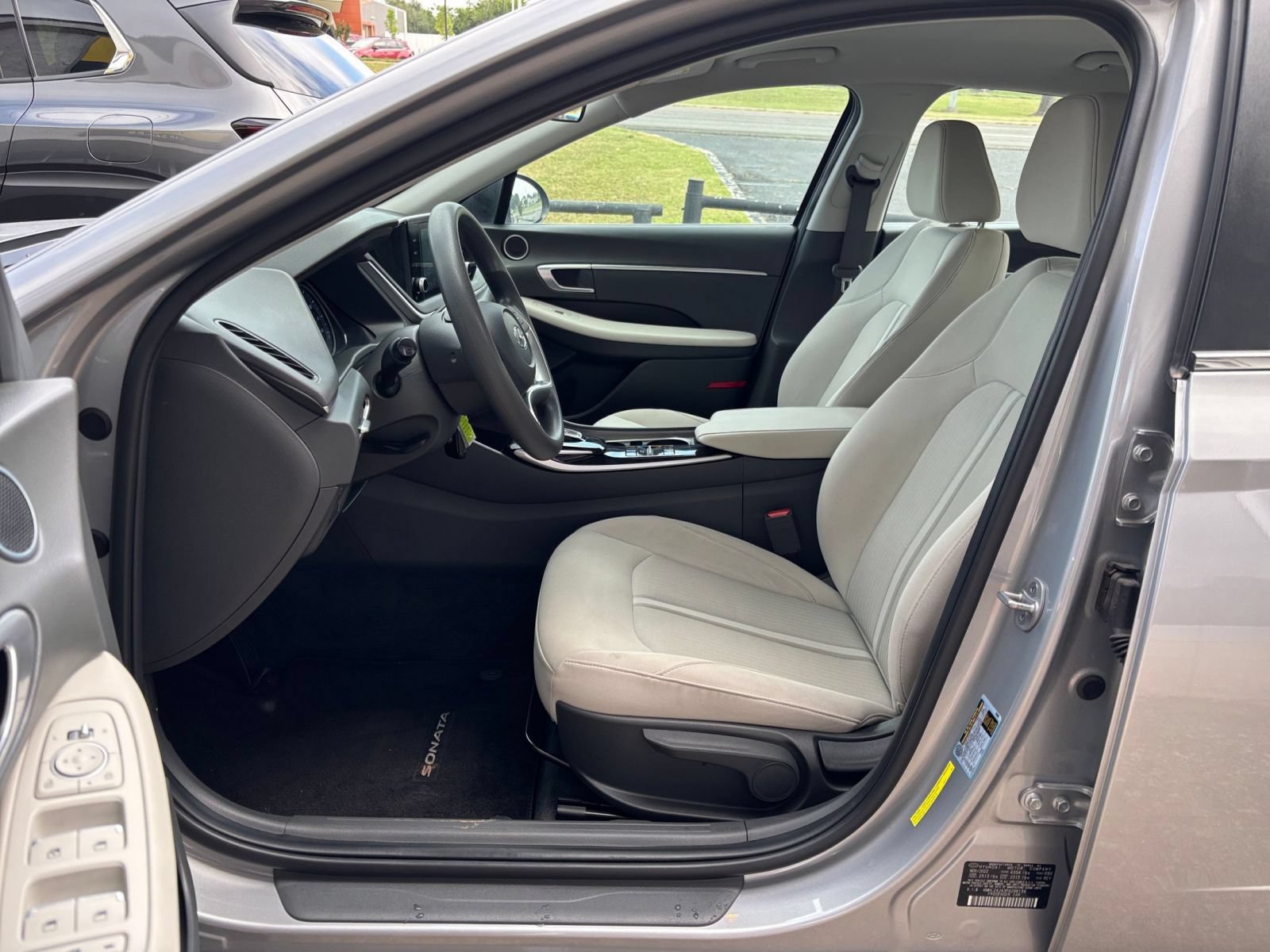 Used 2023 Hyundai Sonata SE FWD image 24