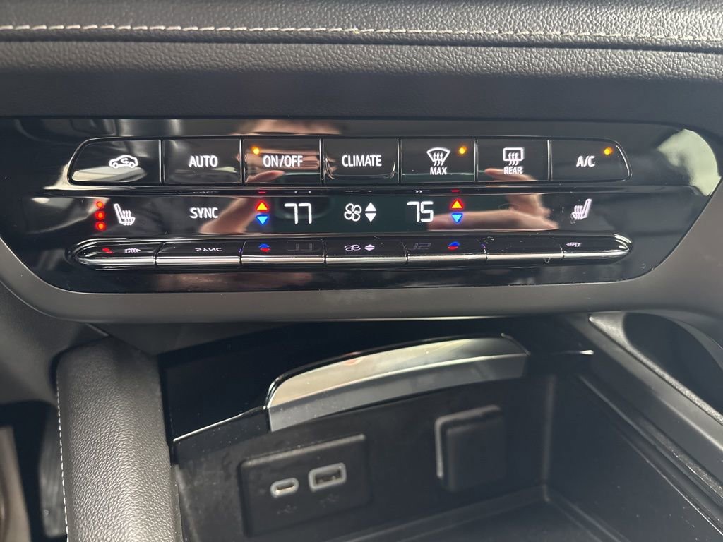 Certified 2023 Buick Envision Essence image 28