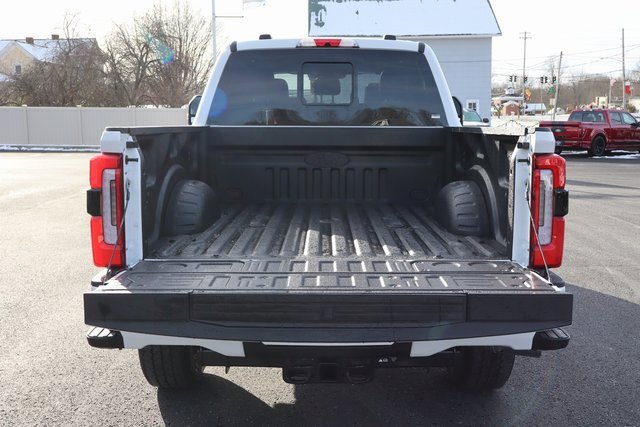 Used 2025 Ford F350 Platinum image 21
