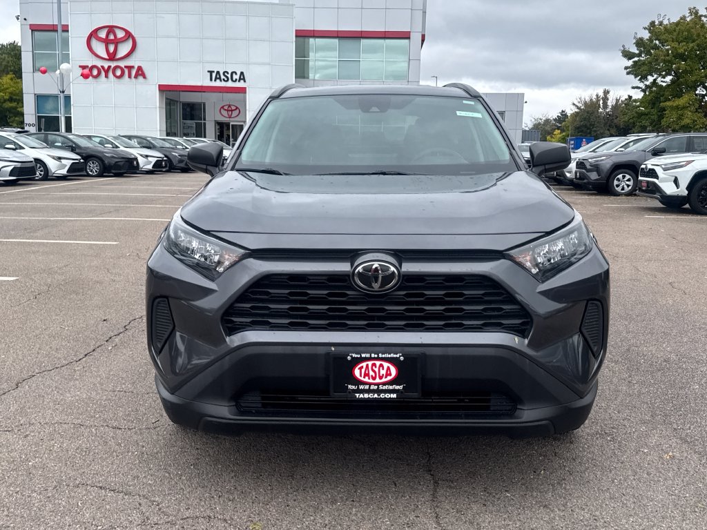 Used 2021 Toyota RAV4 LE AWD/4WD image 2