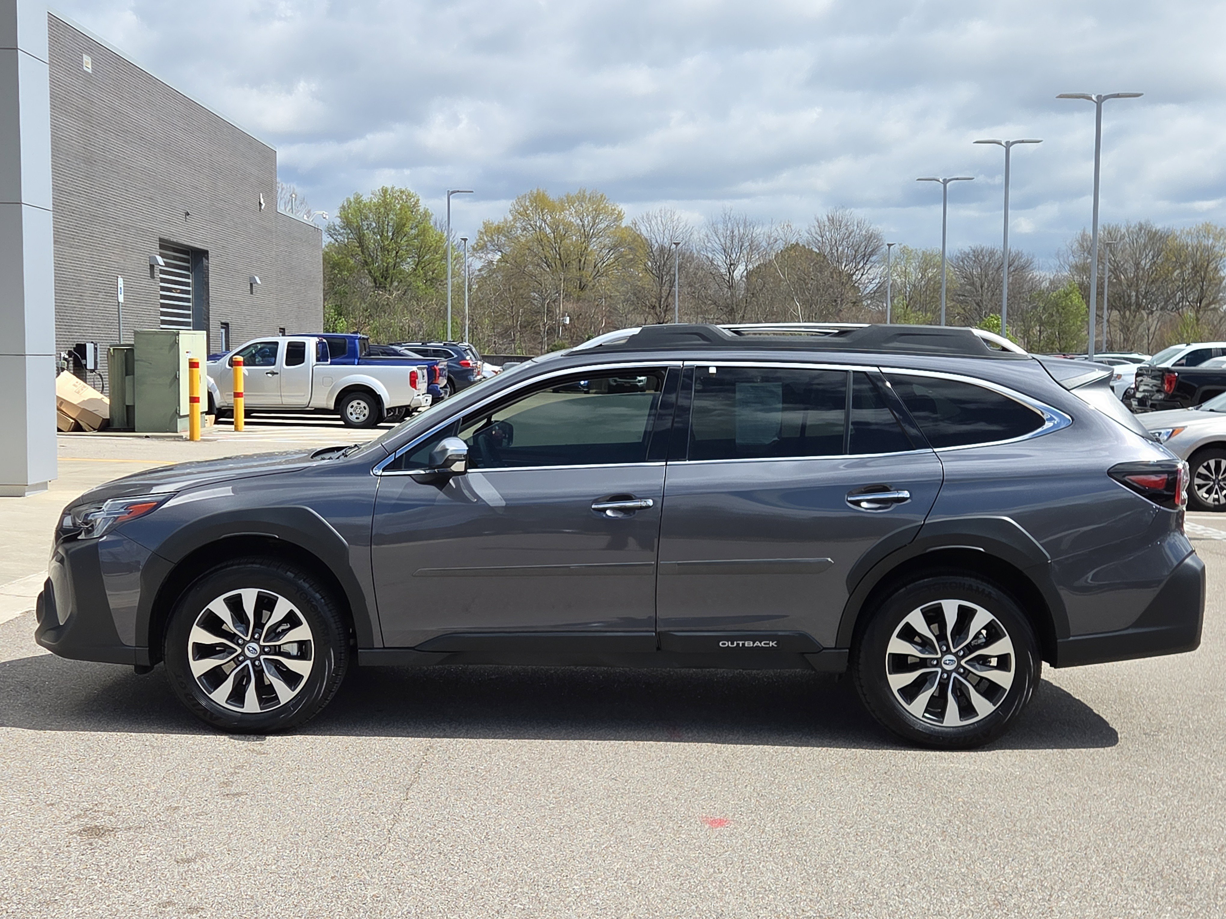 Certified 2025 Subaru Outback Touring image 6