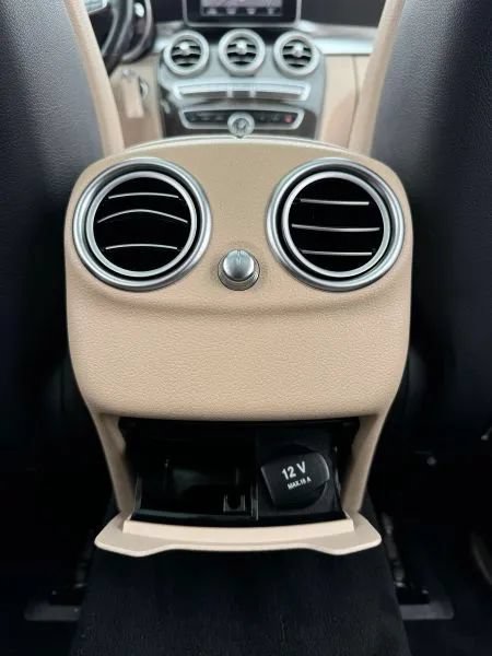 Used 2015 Mercedes-Benz C 300 4MATIC Sedan image 46