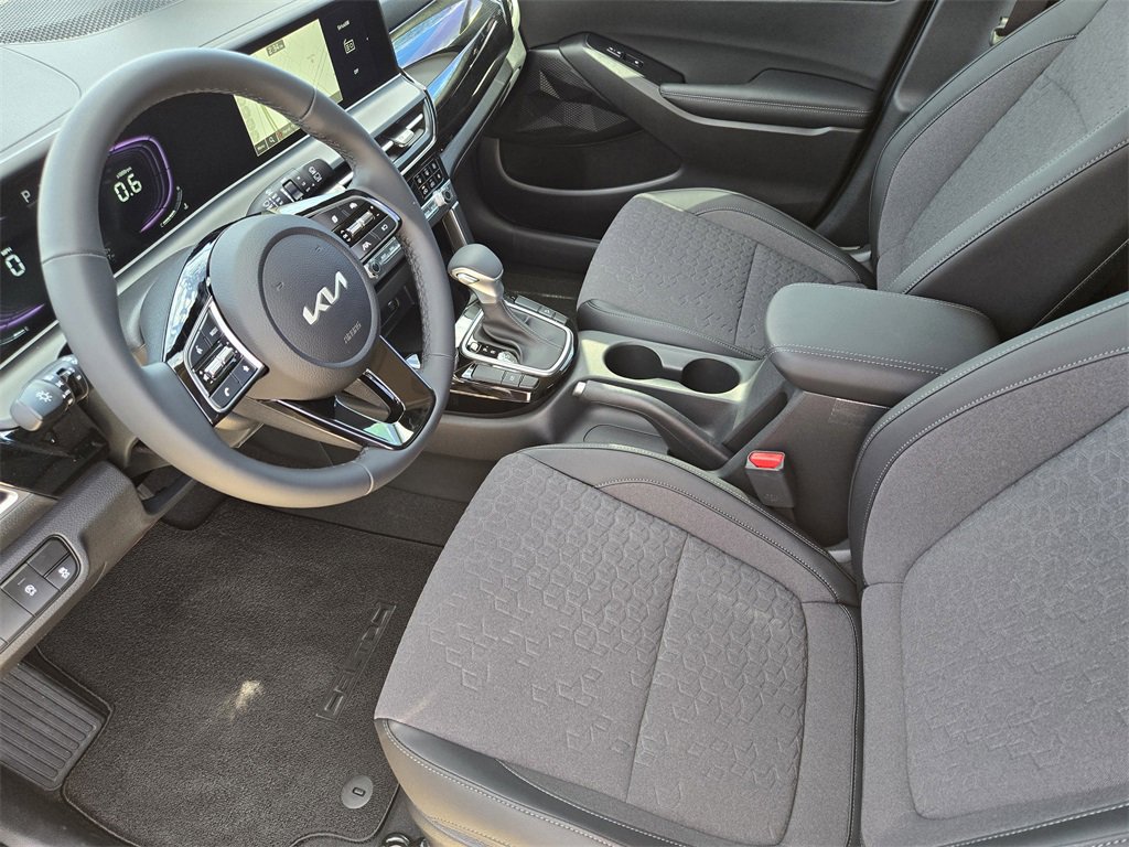 New 2026 Kia Seltos S image 9