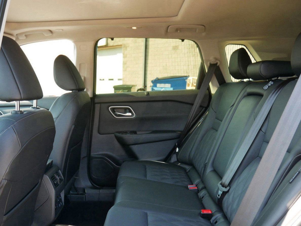 New 2026 Nissan Rogue Platinum w/ Platinum Premium Package image 6