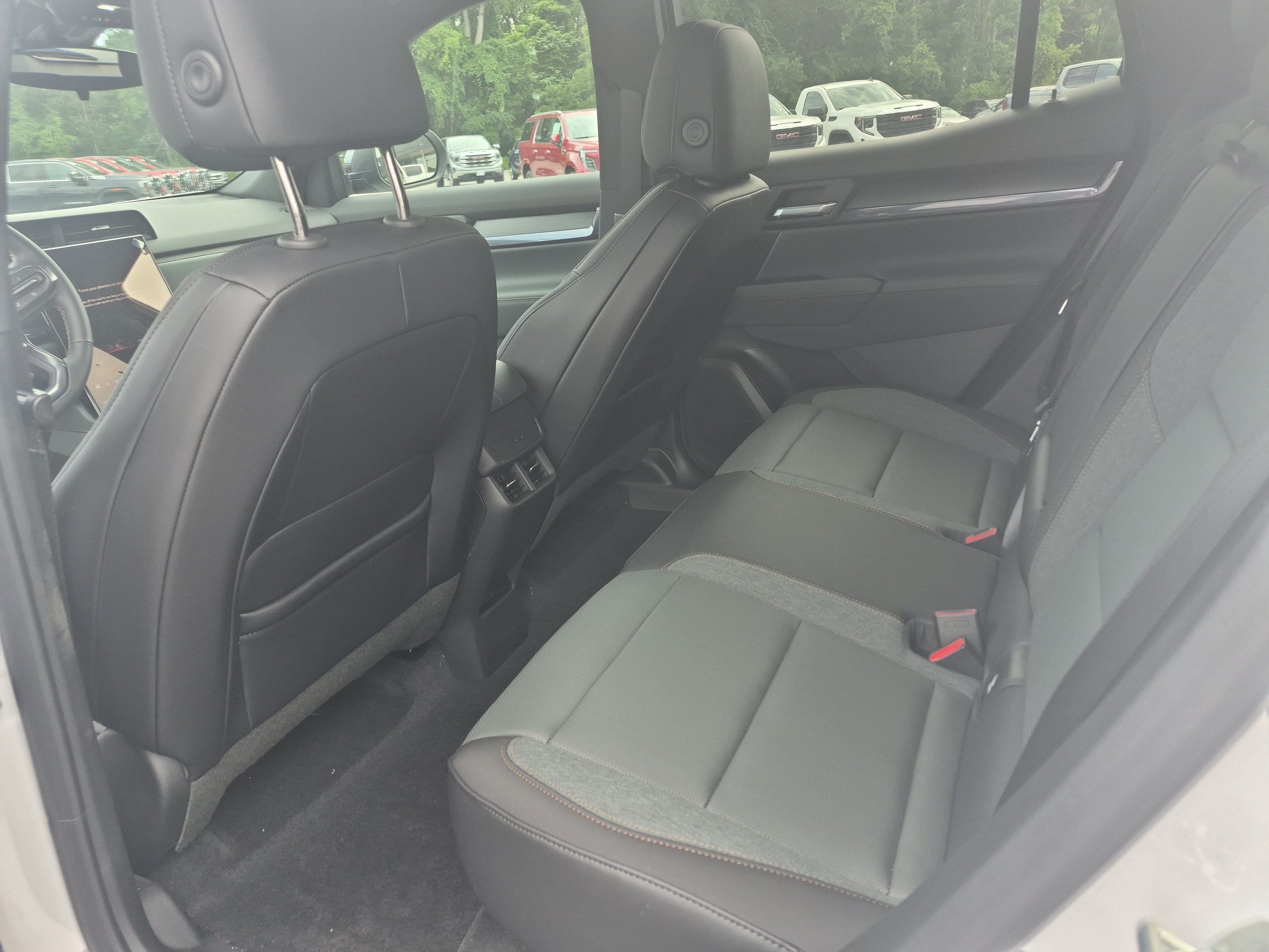 Used 2026 GMC Terrain AT4 AWD/4WD image 22