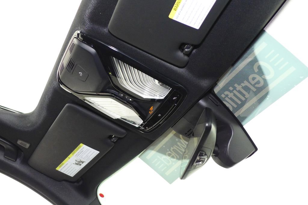 Certified 2023 BMW 330i Sedan w/ Driving Assistance Package image 17