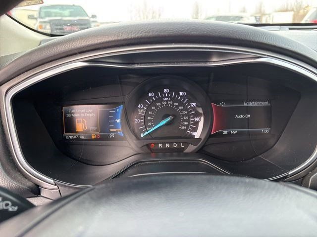 Used 2020 Ford Fusion SE image 15