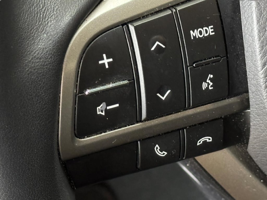 Used 2018 Lexus ES 350 w/ Luxury Package w/Wood Trim FWD image 16