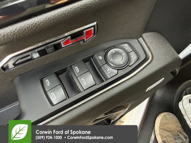 Used 2022 GMC Sierra 1500 AT4 w/ Technology Package AWD/4WD image 24