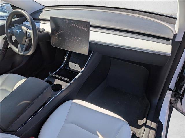Used 2021 Tesla Model Y Long Range AWD/4WD image 21
