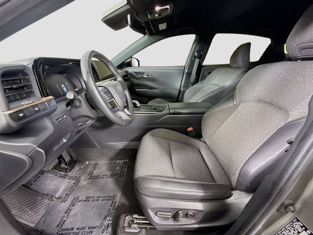Certified 2023 Toyota Crown w/ Carpet Mat Package (TMS) AWD/4WD image 25