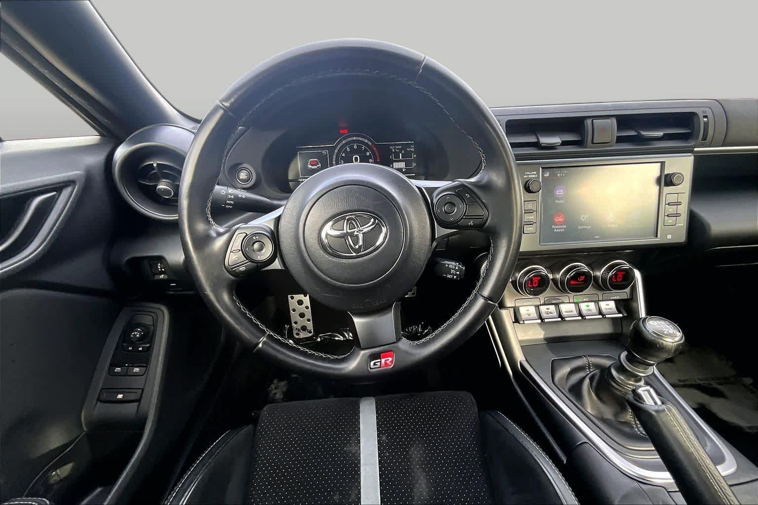 Used 2023 Toyota GR86 Premium RWD image 6