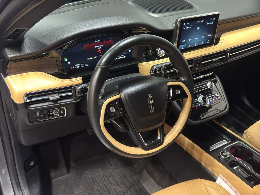 Used 2022 Lincoln Corsair Reserve w/ Equipment Group 201A image 16