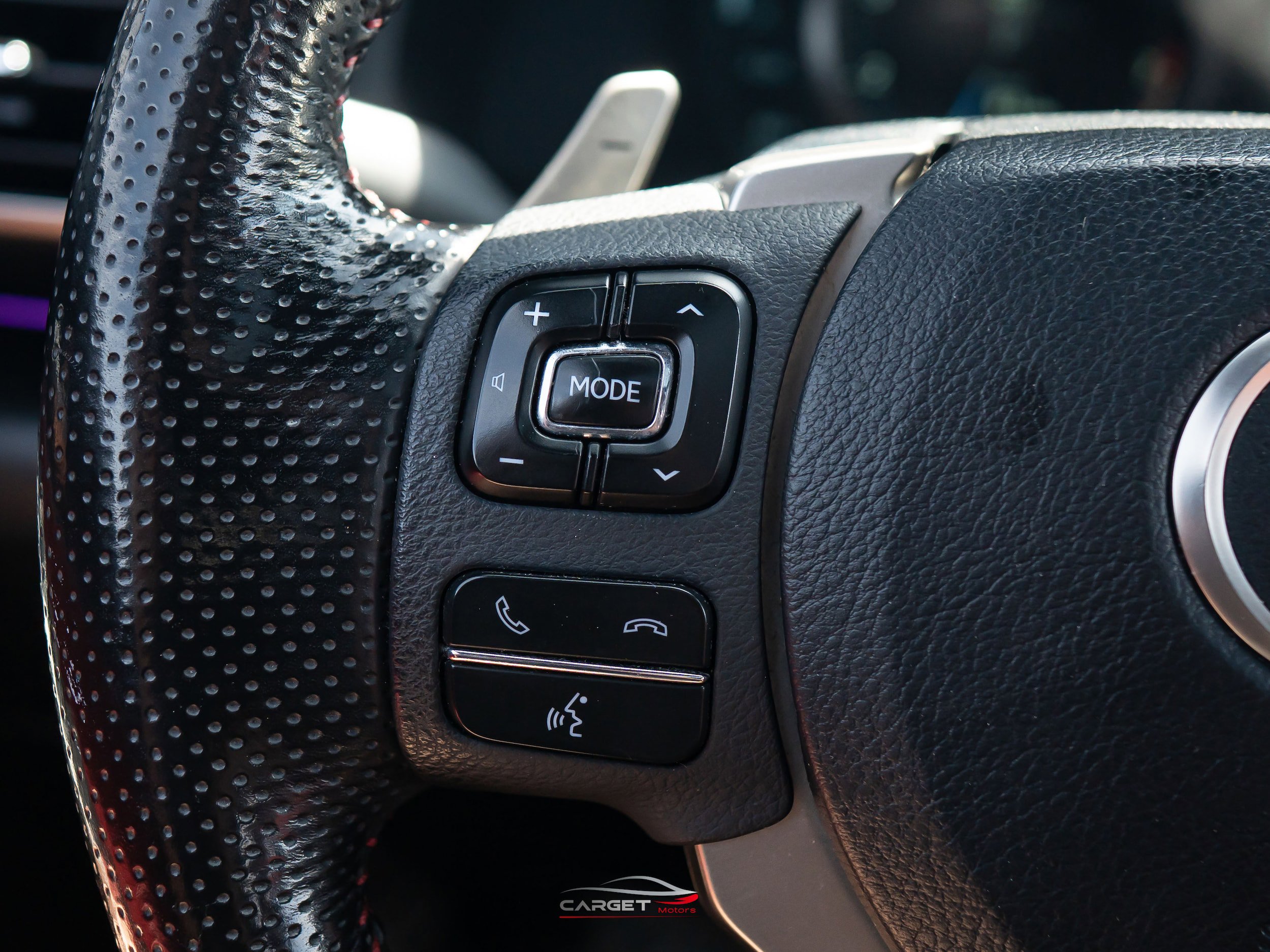 Used 2019 Lexus IS 300 F Sport w/ F Sport Package AWD/4WD image 24