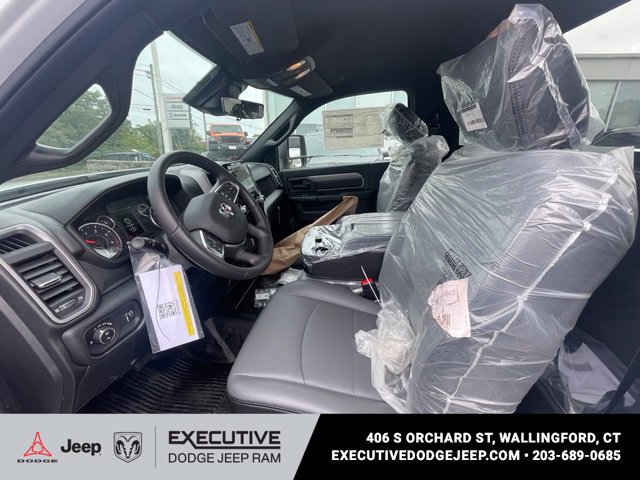 New 2027 RAM 5500 Tradesman AWD/4WD image 6