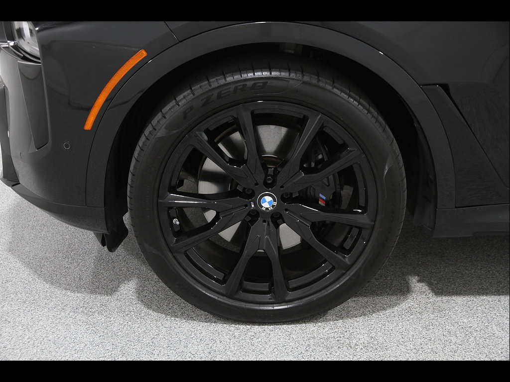 Certified 2024 BMW X7 xDrive40i w/ Executive Package AWD/4WD image 23