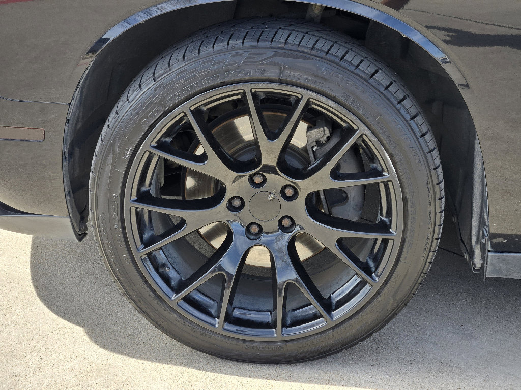 Used 2016 Dodge Challenger R/T image 17