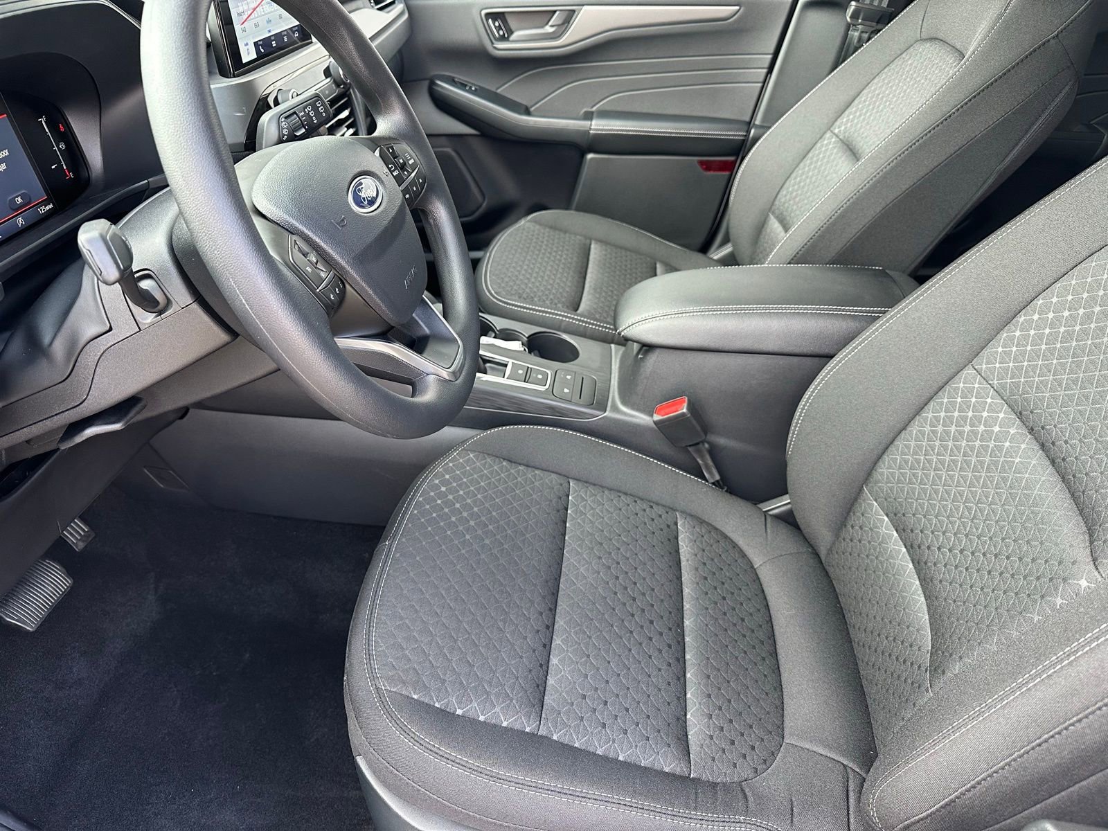 Used 2025 Ford Escape Active FWD image 19