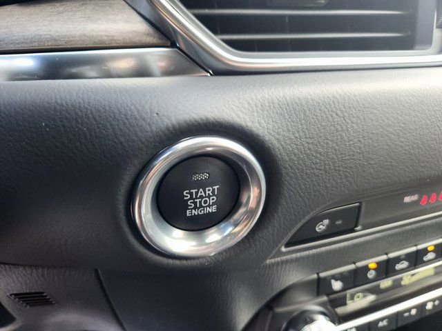 New 2025 MAZDA CX-5 Signature AWD/4WD image 16