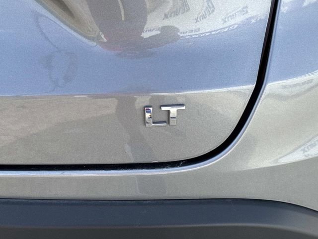 Used 2025 Chevrolet Trax LT w/ LT Convenience Package FWD image 20