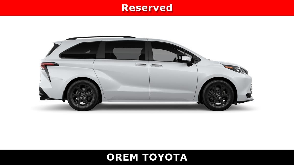 New 2026 Toyota Sienna XLE Woodland Edition AWD/4WD image 12