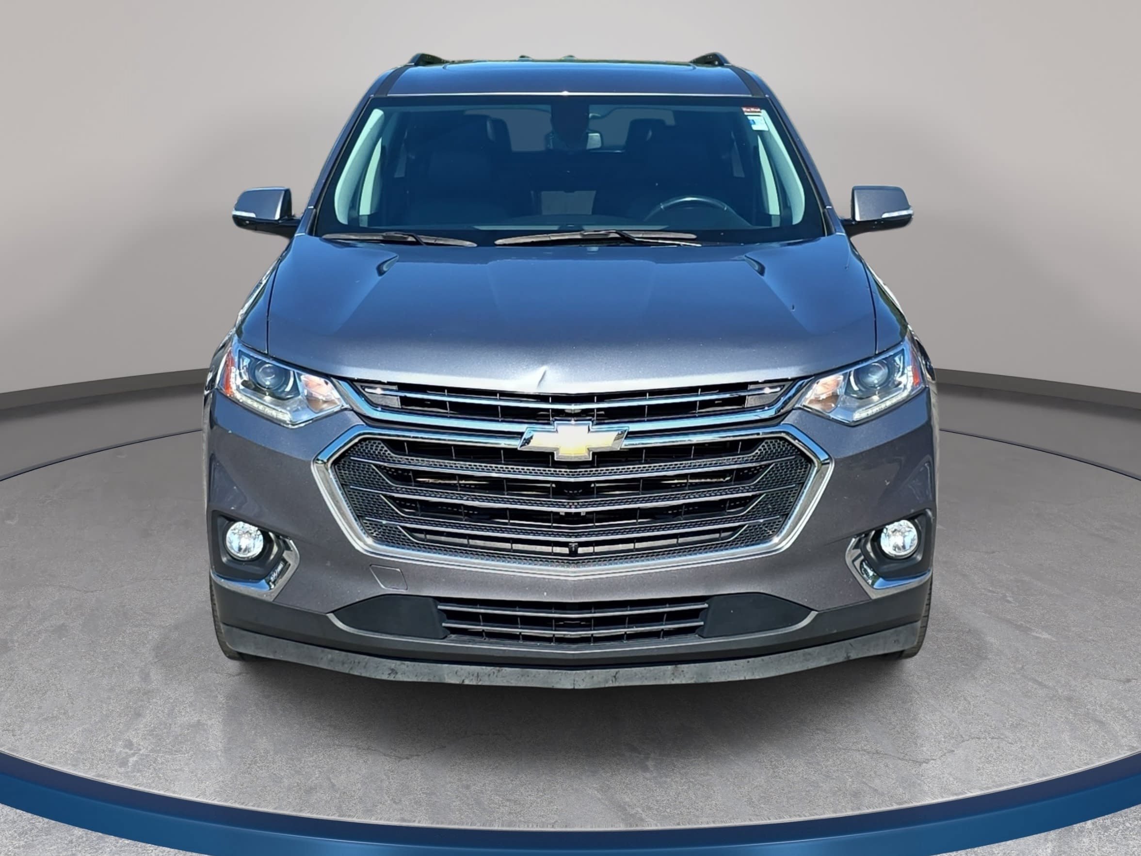 Used 2019 Chevrolet Traverse LT w/ LT Premium Package AWD/4WD image 2