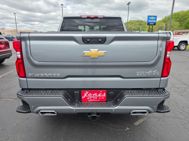 New 2026 Chevrolet Silverado 1500 High Country AWD/4WD image 4
