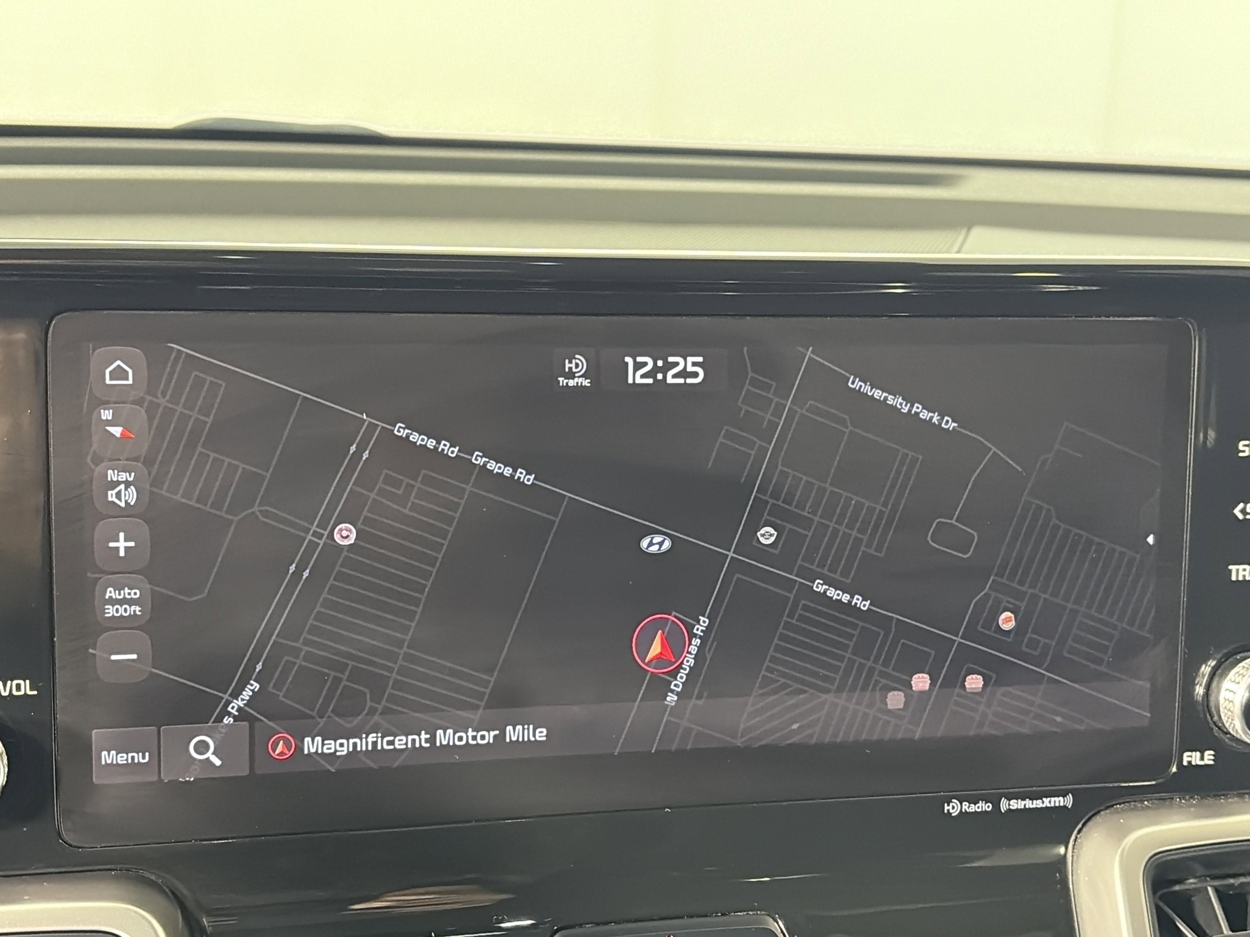 Certified 2022 Kia Sorento S w/ Panoramic Sunroof Package image 22