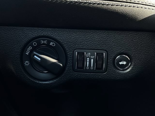 Used 2023 Dodge Challenger R/T Scat Pack RWD image 24