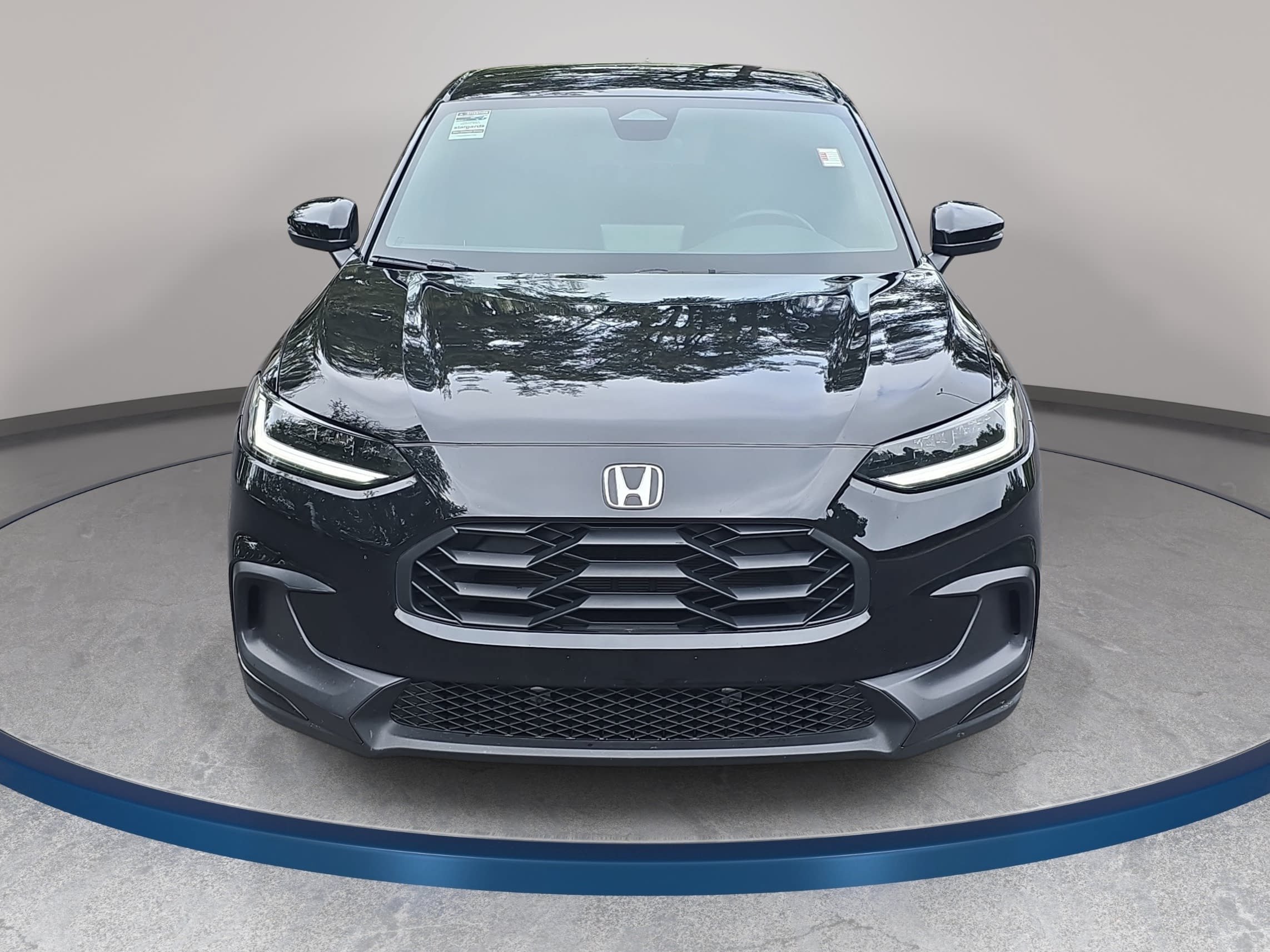 Certified 2025 Honda HR-V Sport image 2