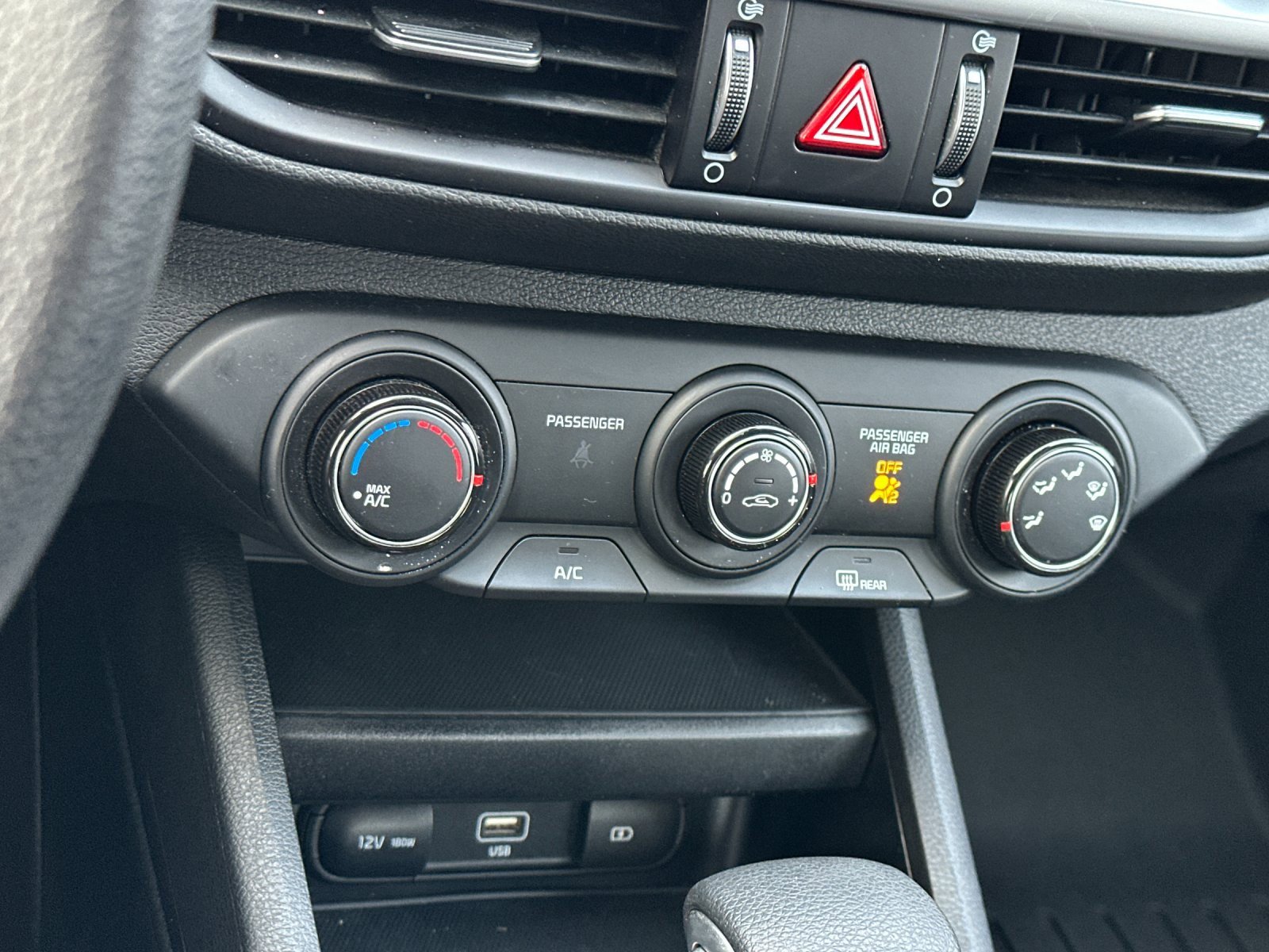 Used 2024 Kia Forte LXS image 19