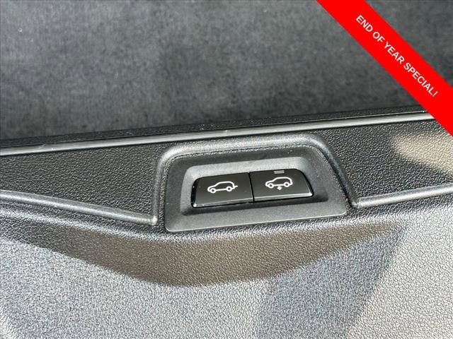 Used 2021 BMW X7 xDrive40i w/ Parking Assistance Package image 16