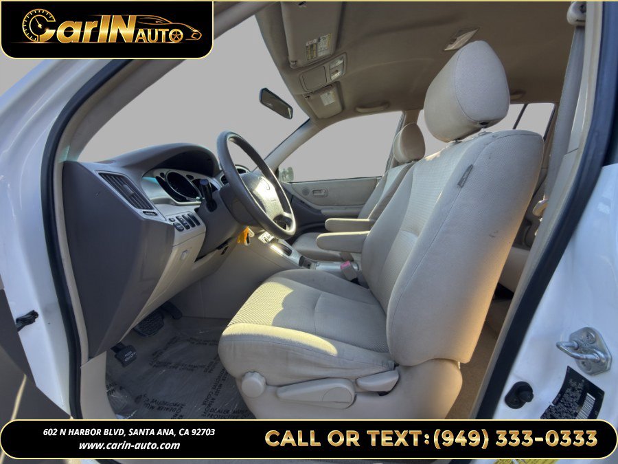 Used 2005 Toyota Highlander 2WD V6 w/ Appearance Pkg image 10