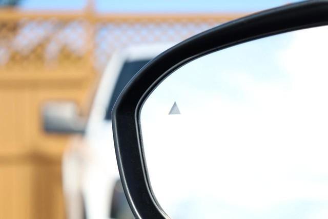 New 2026 Nissan Kicks SV w/ SV Premium Package image 21