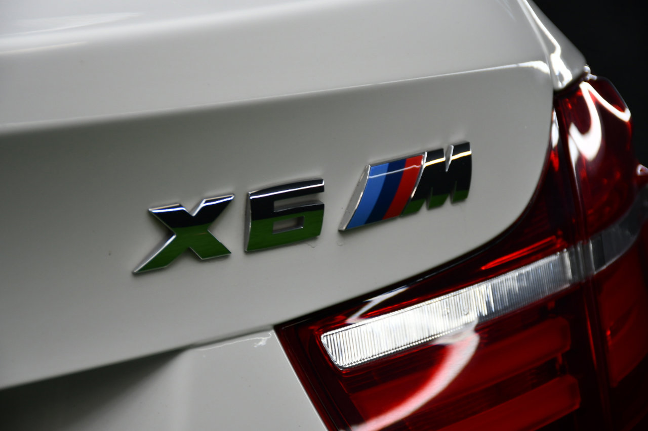 Used 2014 BMW X6 M image 12