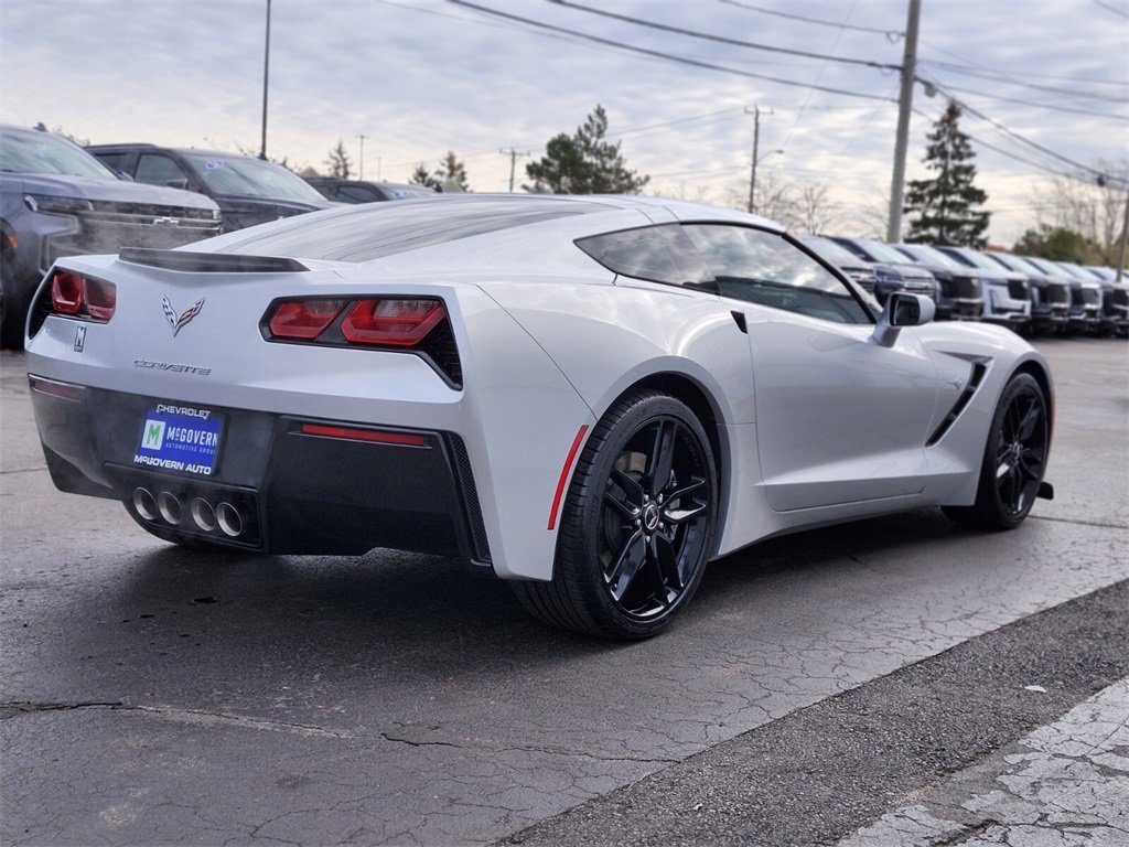 Used 2018 Chevrolet Corvette Stingray Coupe w/ 1LT image 5