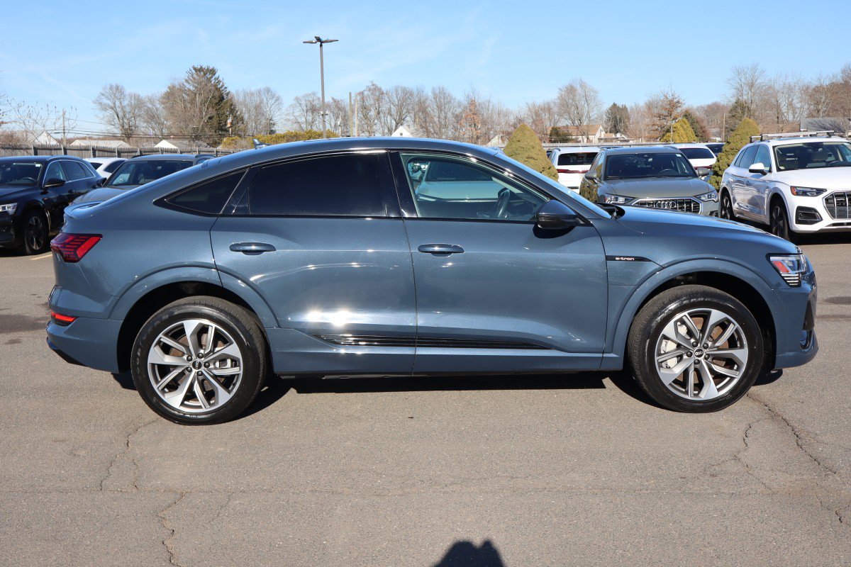 Used 2021 Audi e-tron Premium w/ Black Optic Package image 5