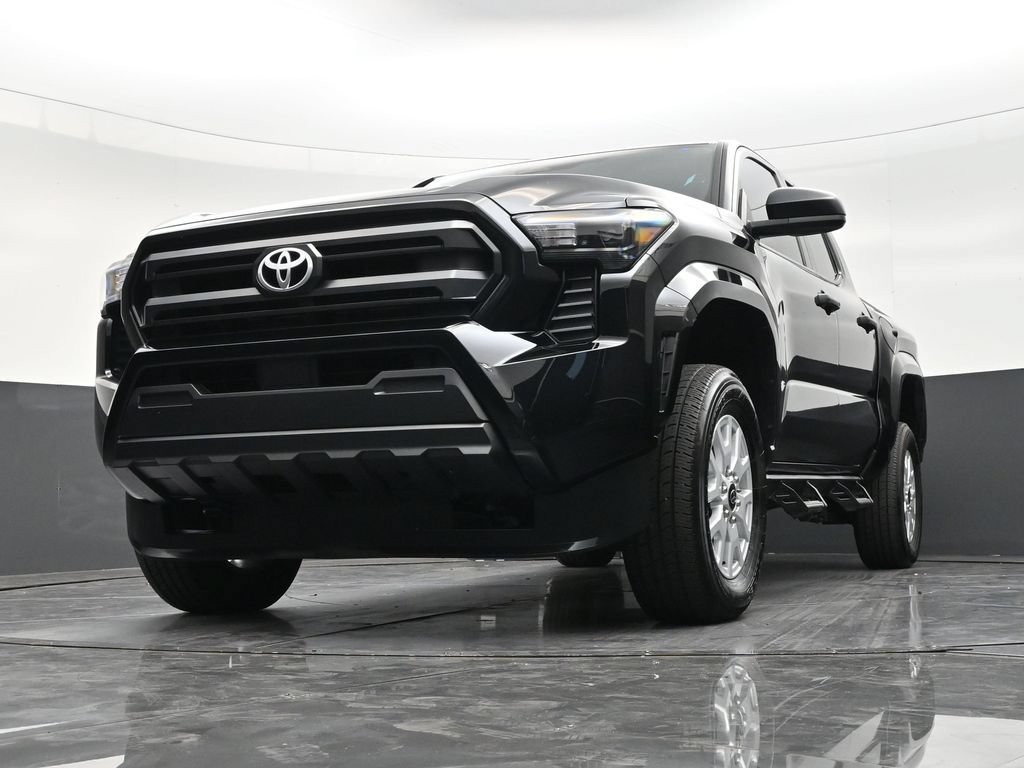 Used 2025 Toyota Tacoma SR AWD/4WD image 27