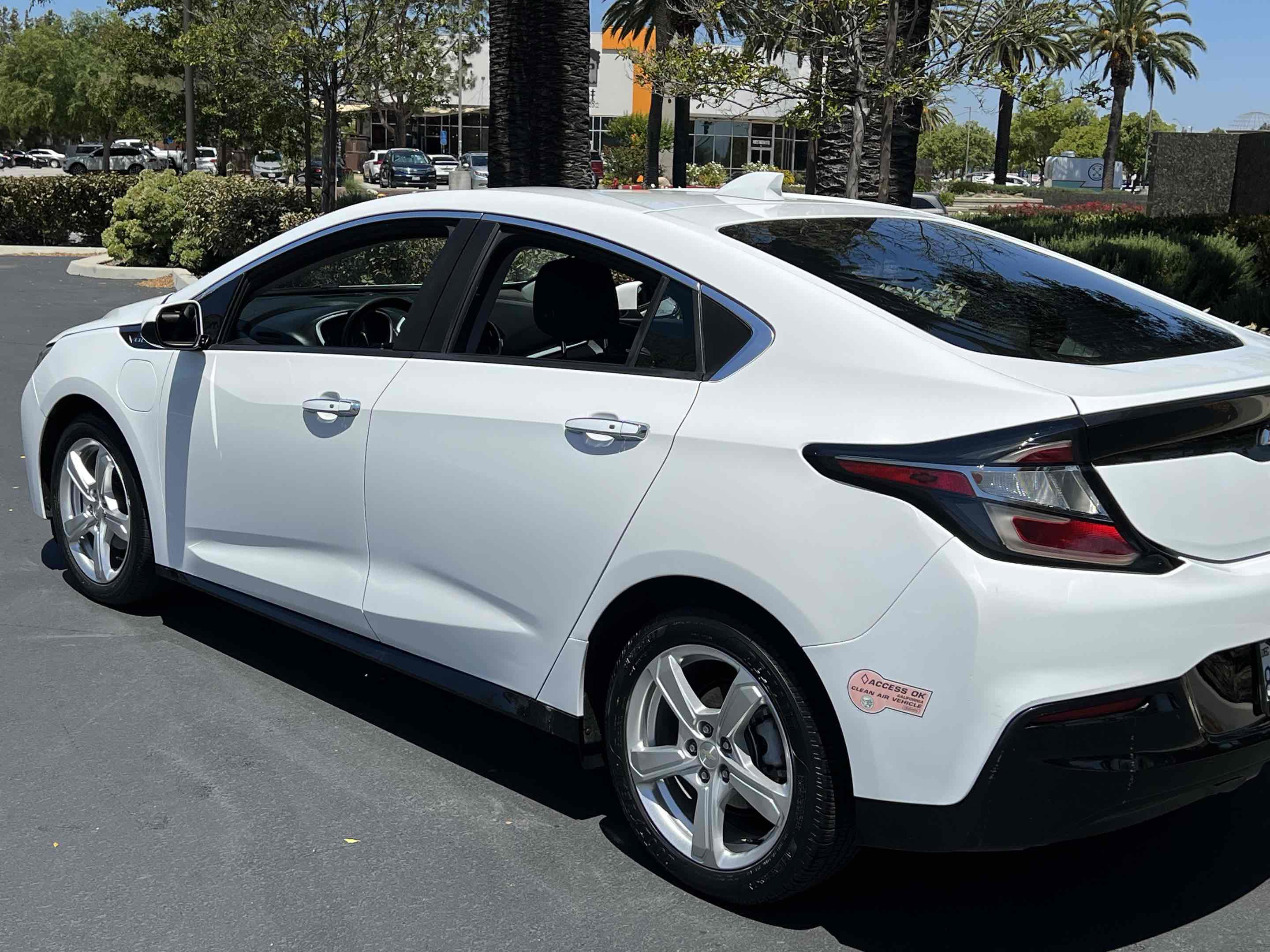Used 2019 Chevrolet Volt LT FWD image 37