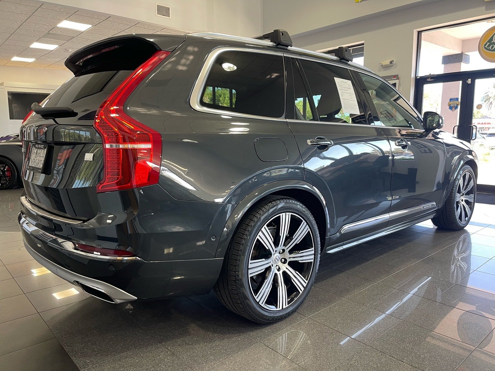 Used 2021 Volvo XC90 T8 Inscription w/ Advanced Package AWD/4WD image 5