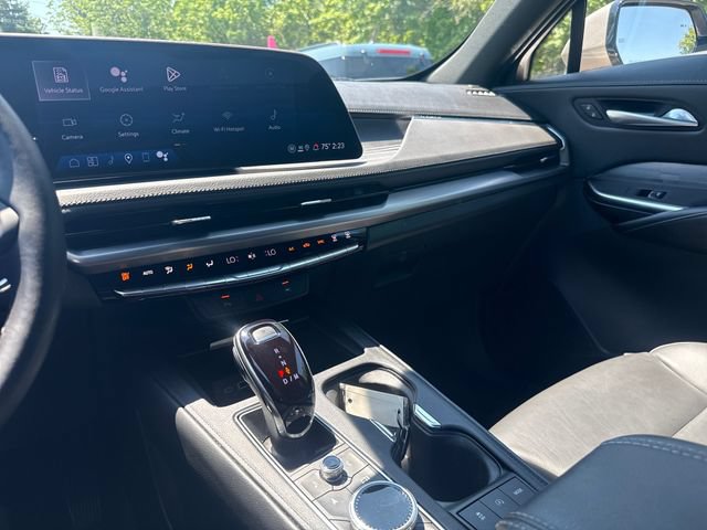 Used 2025 Cadillac XT4 Premium Luxury AWD/4WD image 22