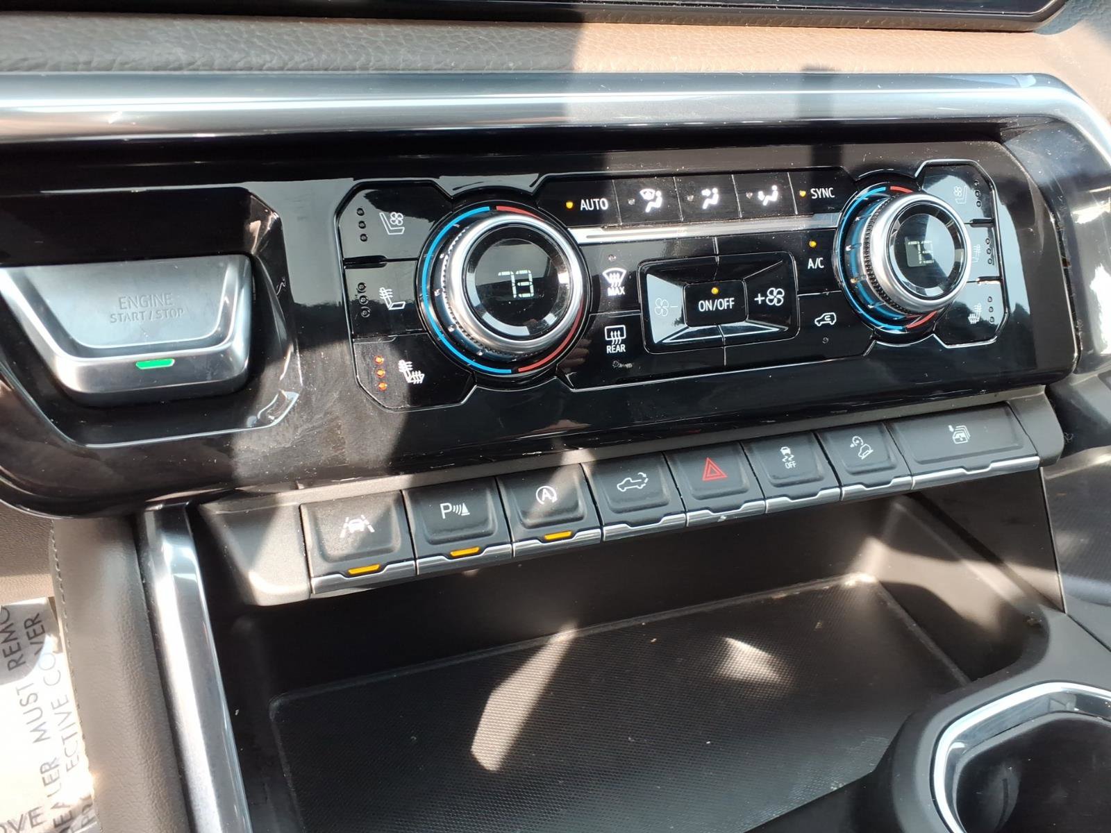 Used 2023 GMC Sierra 1500 Denali w/ Denali Reserve Package image 30