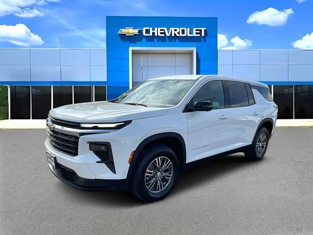 Used 2024 Chevrolet Traverse LS w/ LPO, Floor Liner Package FWD image 7