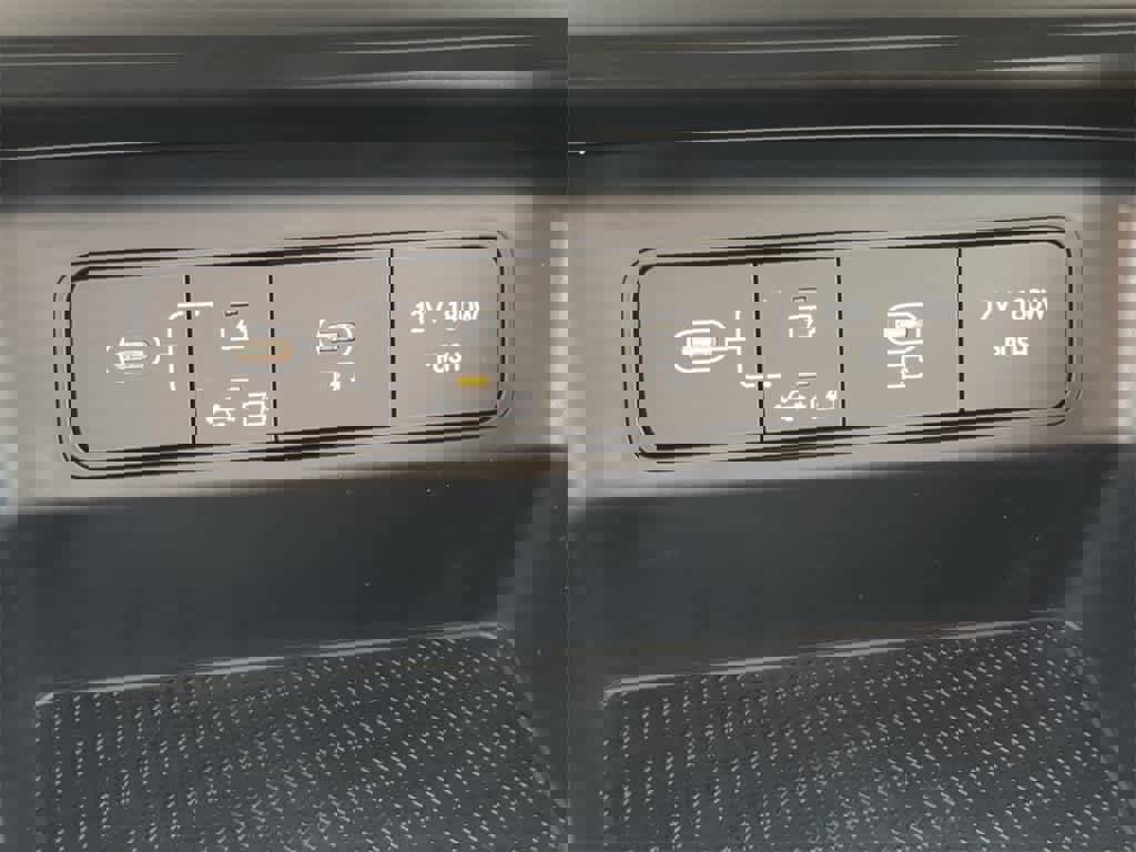 New 2026 Hyundai Tucson SE image 30