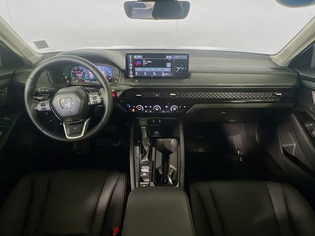 Certified 2025 Honda Accord Touring image 28