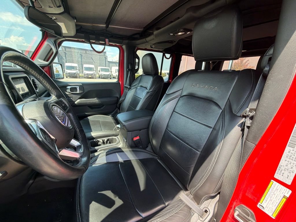 Used 2018 Jeep Wrangler Unlimited Sahara AWD/4WD image 10