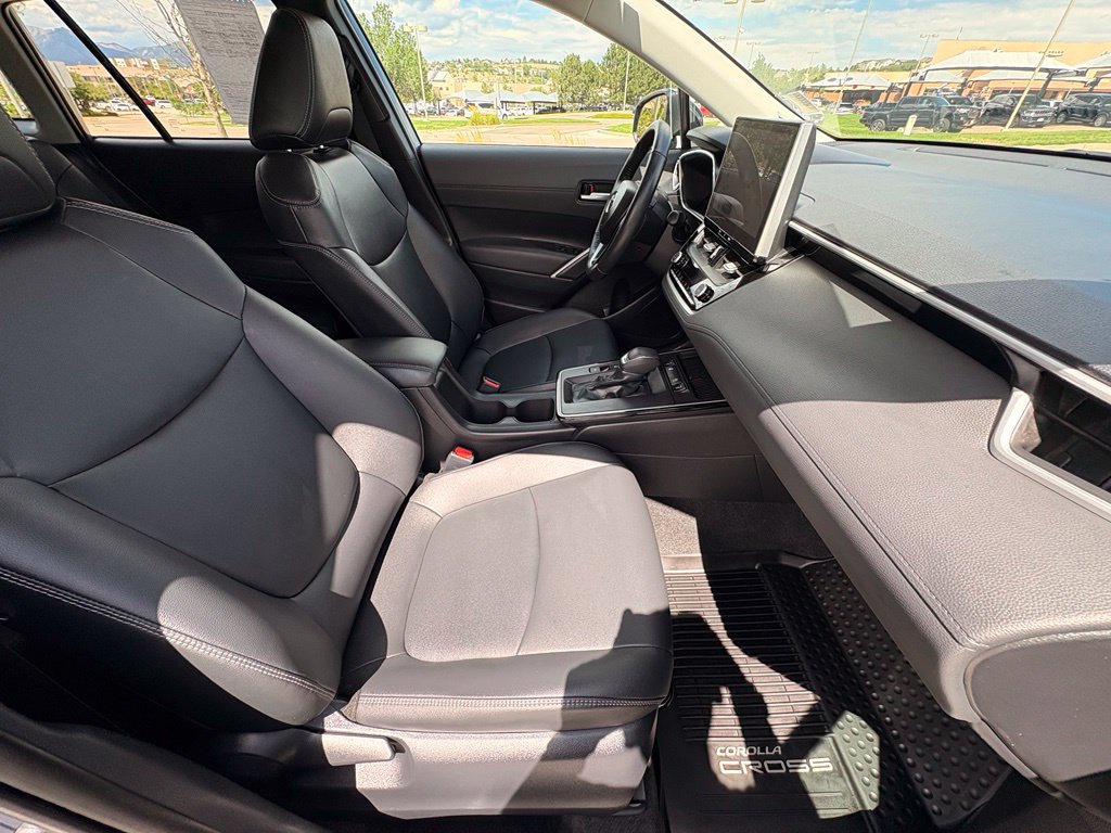 Used 2026 Toyota Corolla Cross XLE w/ Convenience Package AWD/4WD image 34