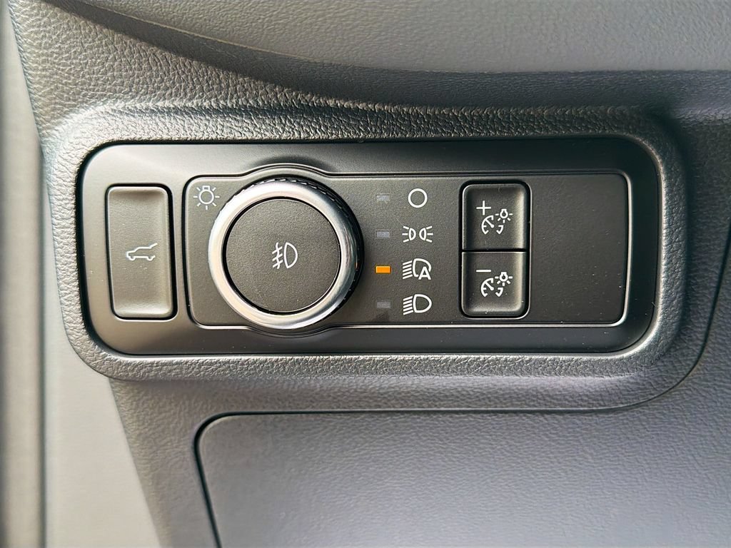 New 2026 Ford Explorer Active w/ Active Comfort Package AWD/4WD image 10