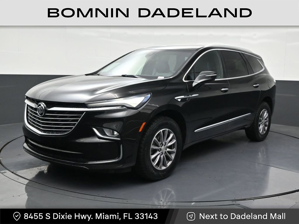 Used 2022 Buick Enclave Essence image 1