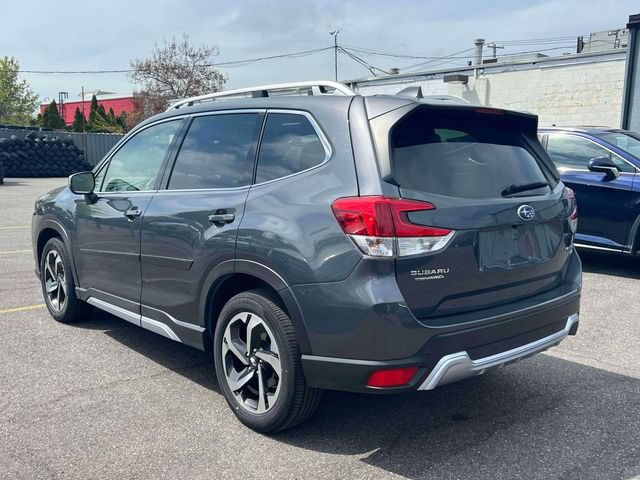 Used 2023 Subaru Forester Touring AWD/4WD image 8